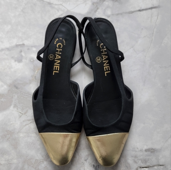 SOLD Chanel Slingbacks - Picture 3 of 10